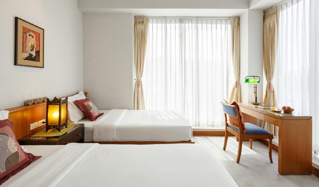 Baan Dinso Hostel@Ratchadamnoen バンコク都 エクステリア 写真